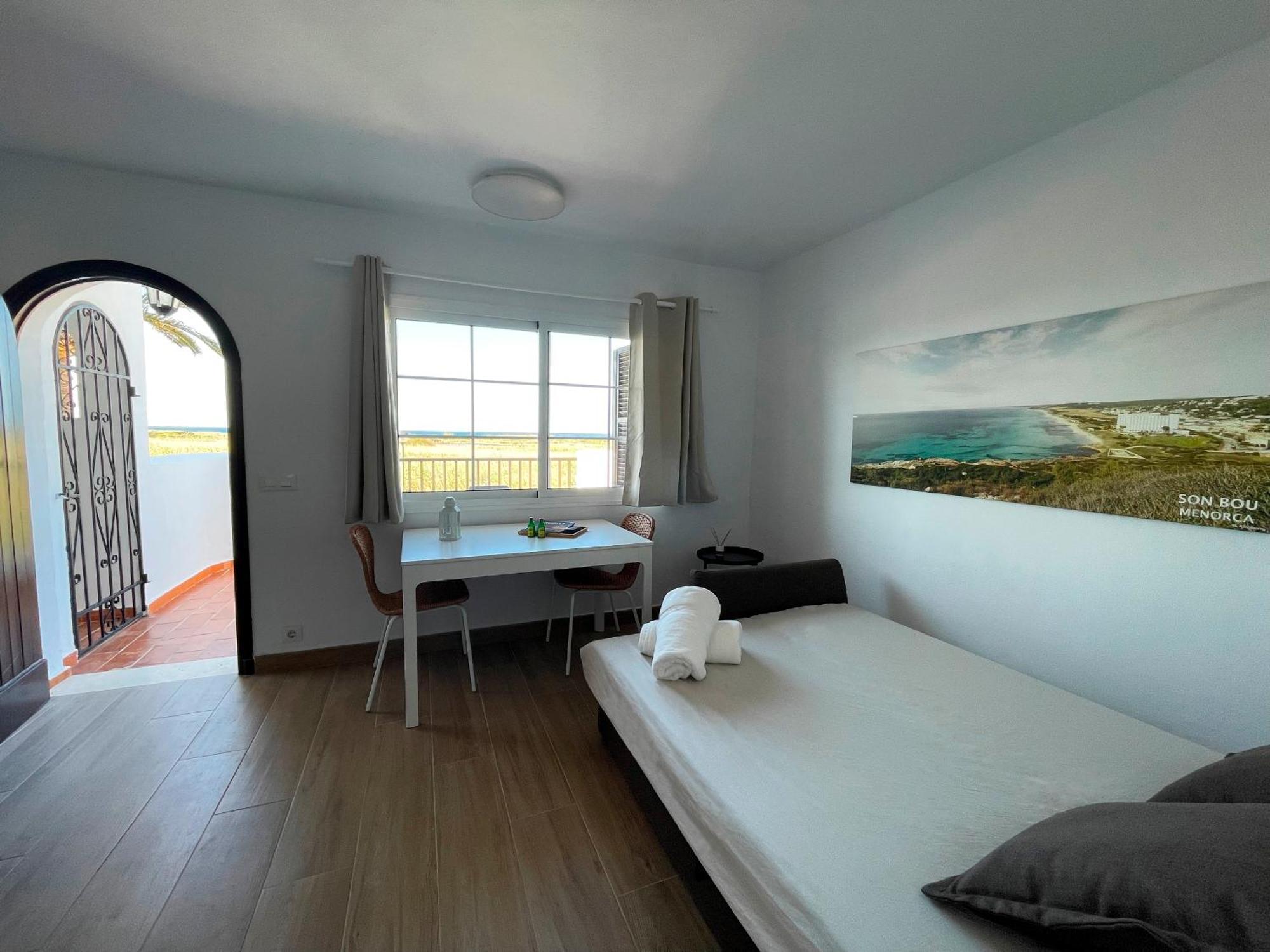 Apartamento Trini En Son Bou, Frente Al Mar, Perfecto Para Vacaciones Alaior Exterior foto